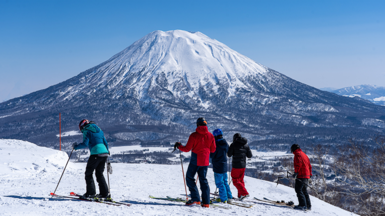 A Complete Guide to Exploring Niseko this Winter