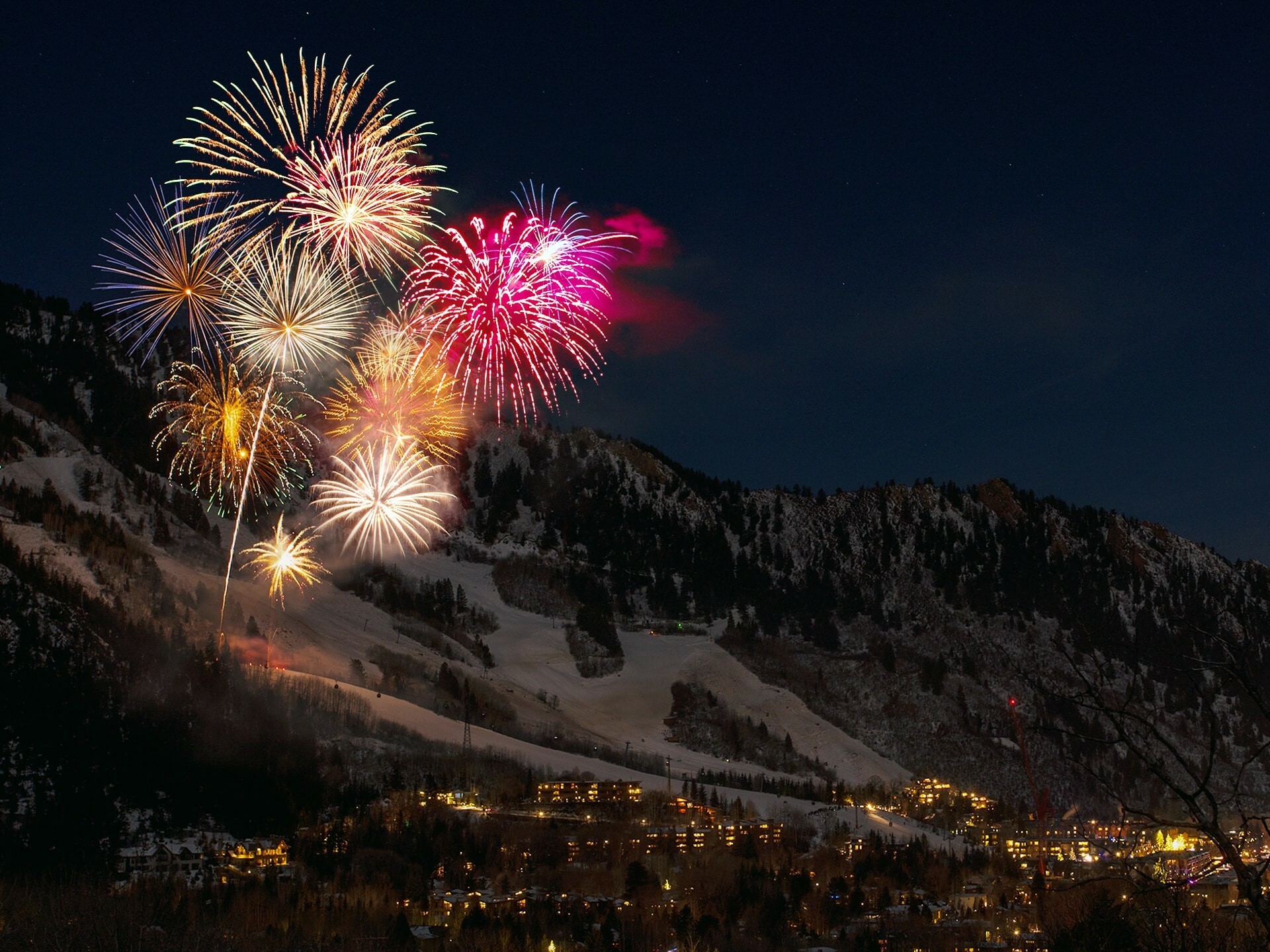 Niseko Winter Events to Experience: From Fireworks to Local Festivals
